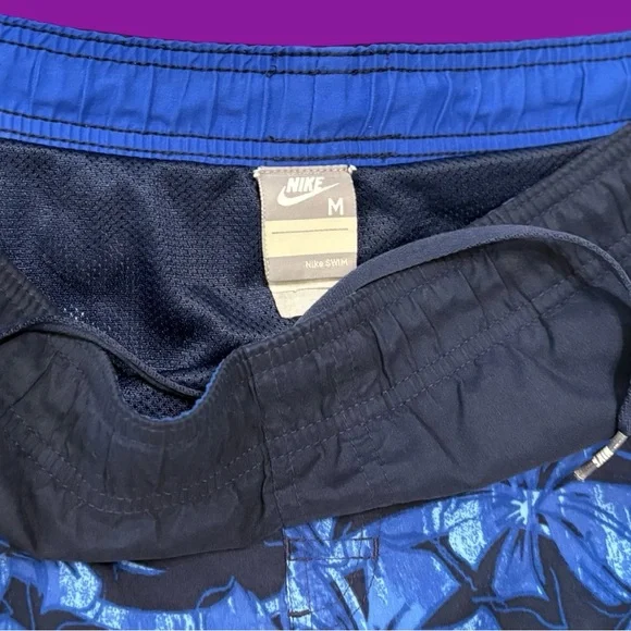 90s Nike floral pattern swim shorts - Picture 4 of 5